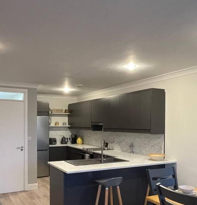 Entire Apartment , Centre Carrick-On-Shannon Экстерьер фото